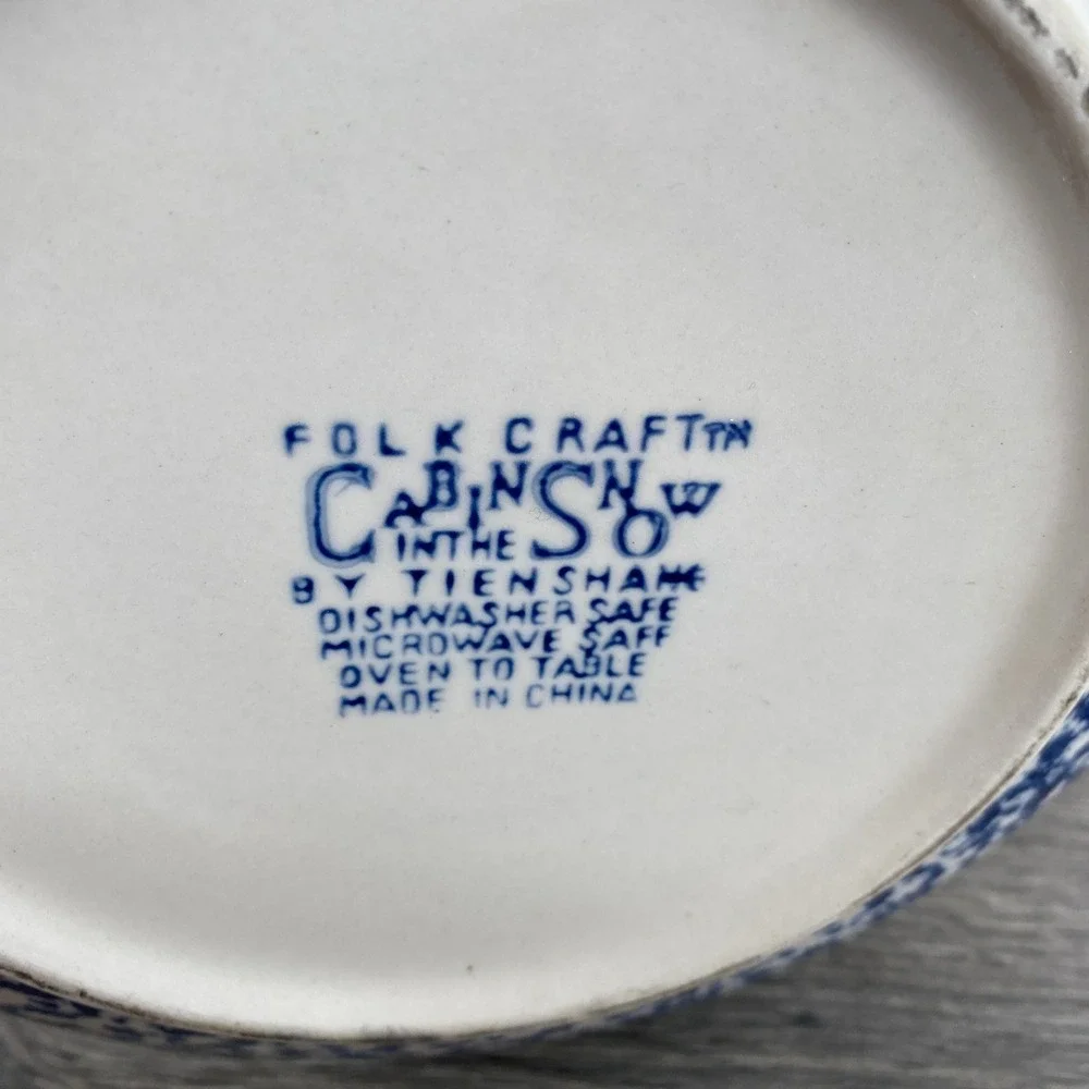 Tienshan Casserole Dish Unisex 9.5in Blue Cabin in the Snow Spongeware Stoneware
